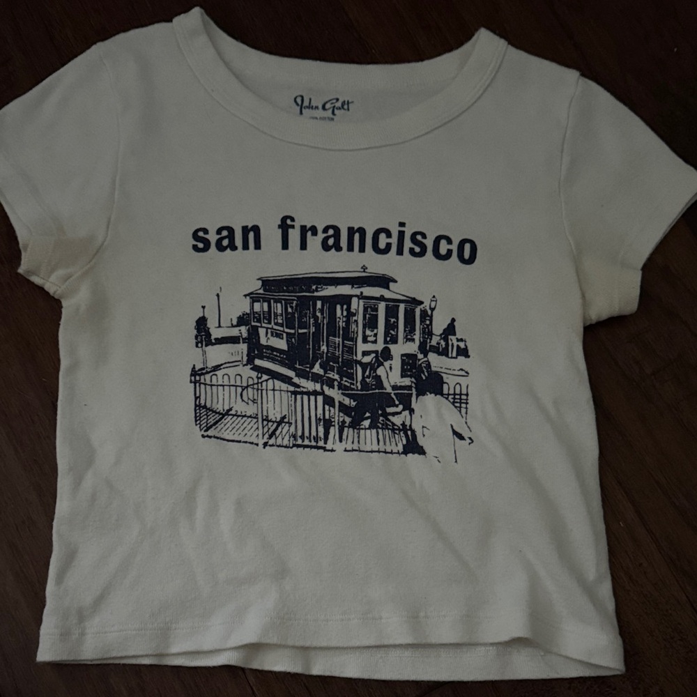 Brandy Melville Cream San Francisco  T-Shirt